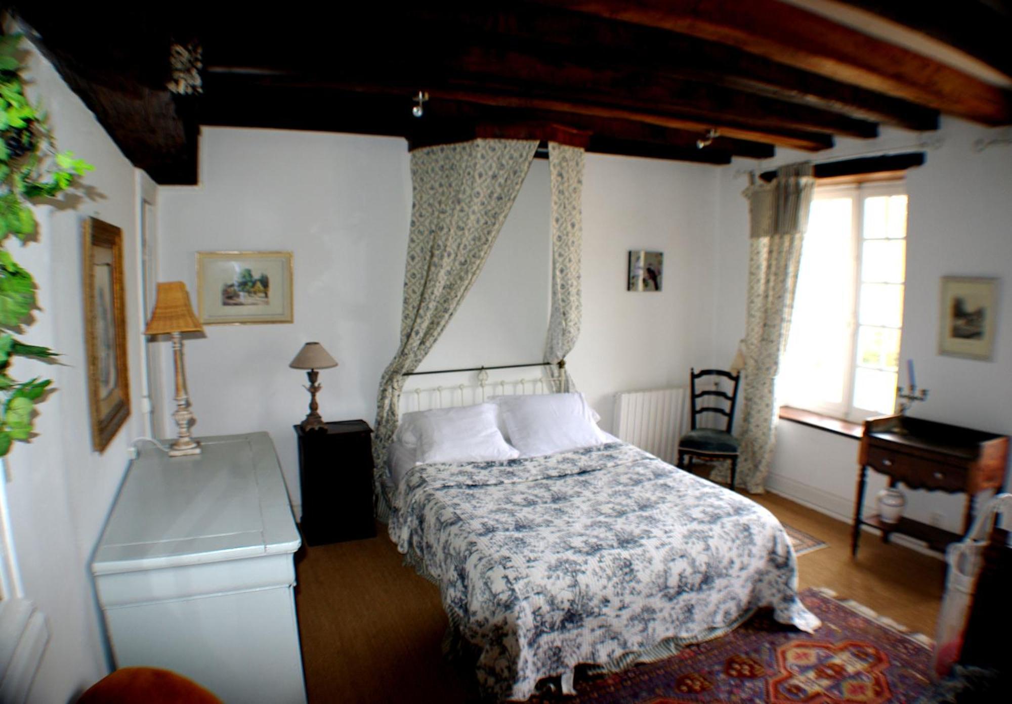 Maison D'Hotes Moulin Du Bas Pese Mont-pres-Chambord Bilik gambar